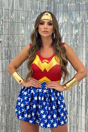 Carnaval Mulher Vestida De Mulher Maravilha Fantasia Mulher